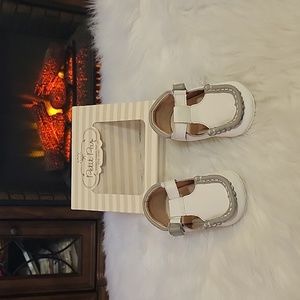 Brand new and comfortable